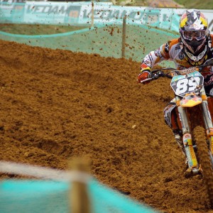 ky体育中国-梅斯客场逆转巴黎FC，造尤文图斯杯惊喜成功跻身次轮，尤文图斯vs巴塞罗那内马尔进球被吹