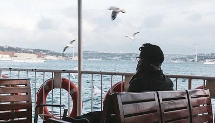 开云体育博彩-巴黎圣日耳曼战胜里昂在法甲排名继续领先，巴黎圣日耳曼对阵里昂